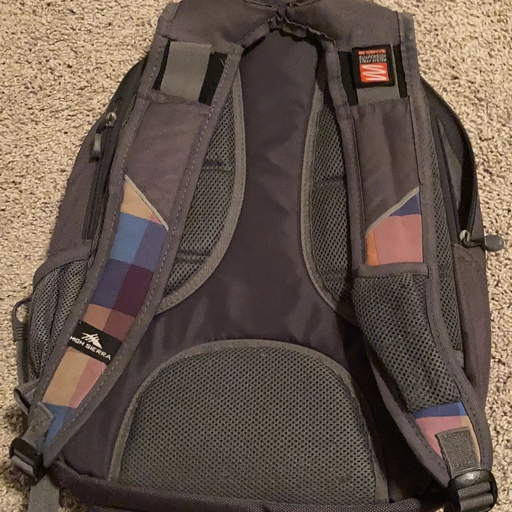 High Sierra Backpack - Picture 6 of 7